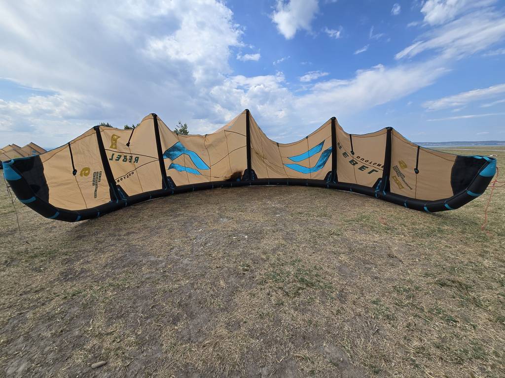 Gebraucht Duotone Rebel SLS 2026 Kite 9 m² Sand_Turpuoise 01_4