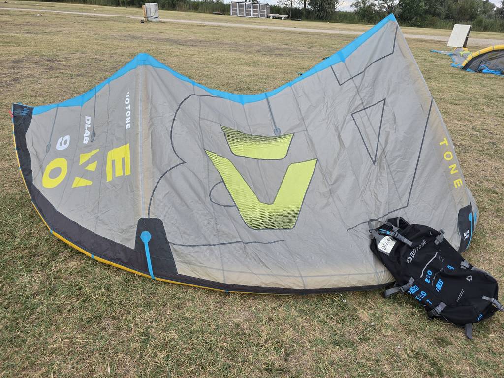 Gebraucht Duotone Evo D_LAB 2026 Kite 9 m² Grey_Lime_6