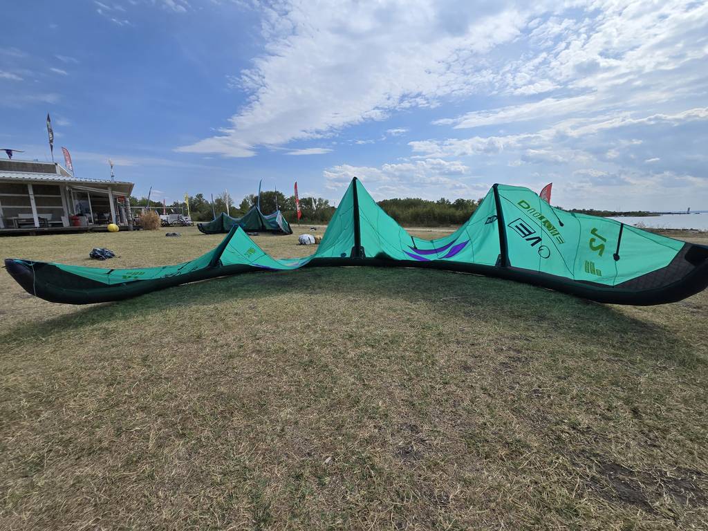 Gebraucht Duotone Evo SLS 2026 Kite 12 m² Green_Purple_4