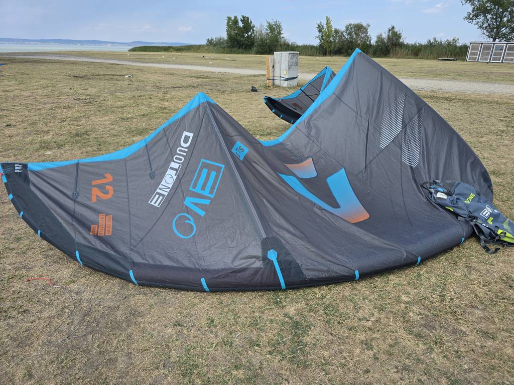 Gebraucht Duotone Evo SLS 2026 Kite 12 m² Dark Grey_Turquoise_6
