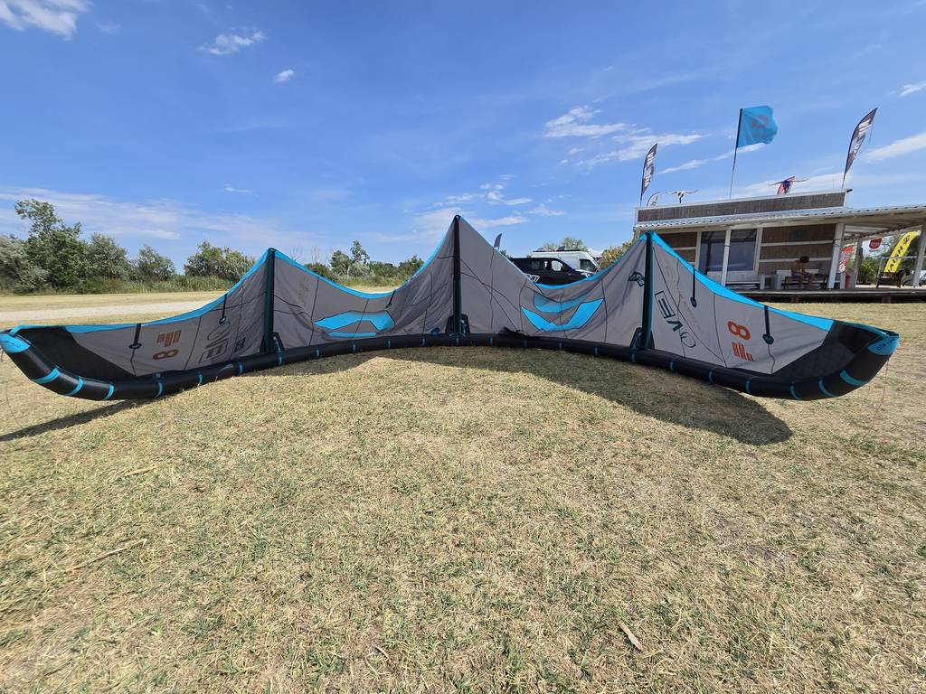 Gebraucht Duotone Evo SLS 2026 Kite 8 m² Dark Grey_Turquoise_4