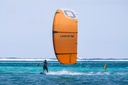 Ozone Kite Zephyr V8 Ultra-X Action 2