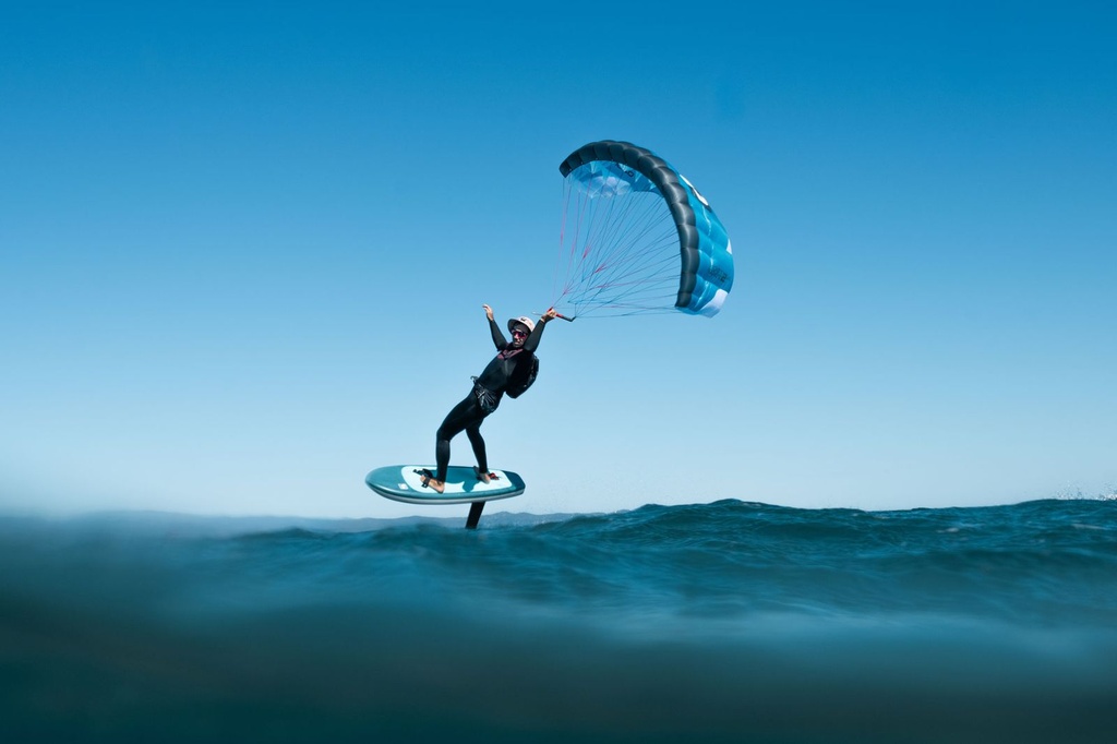 Ozone Parawing Pocket Rocket V2 Action 4