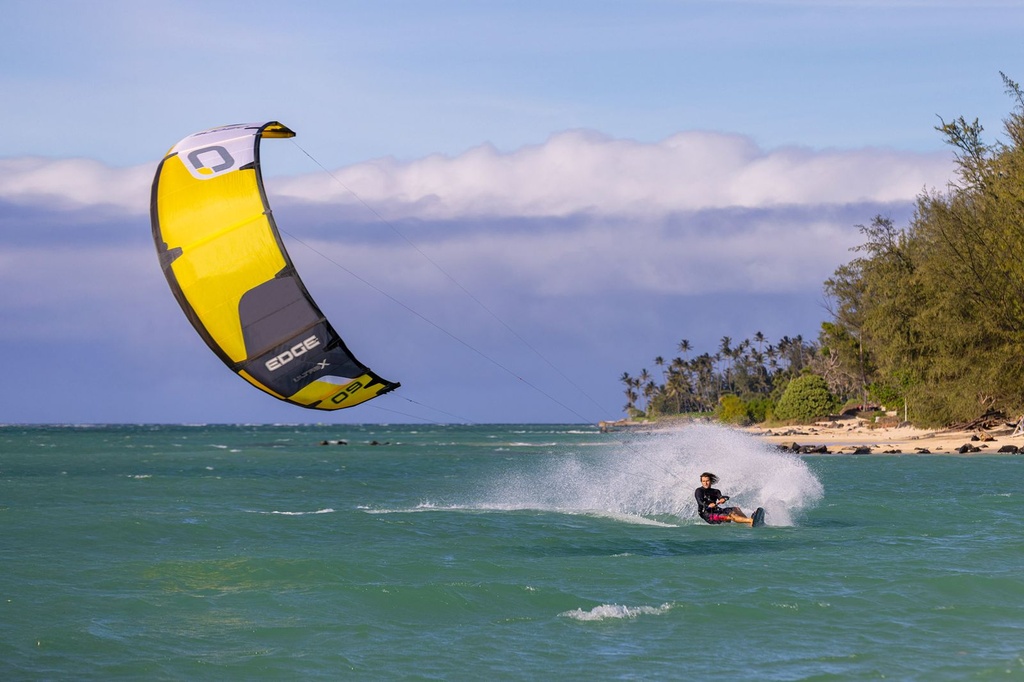 Ozone Kite Edge VT Ultra-X Action 4