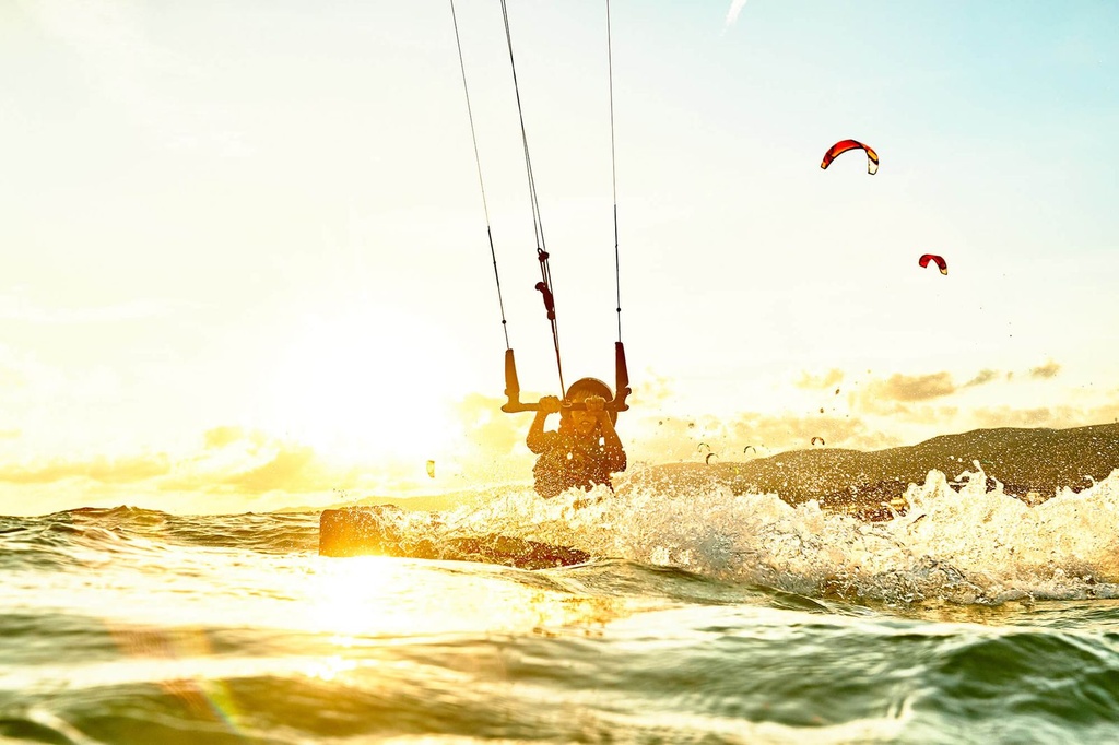 Ozone Kite Uno V2 Action 3