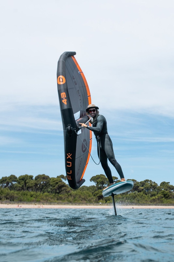 Ozone Wing Flux V3 Action 3