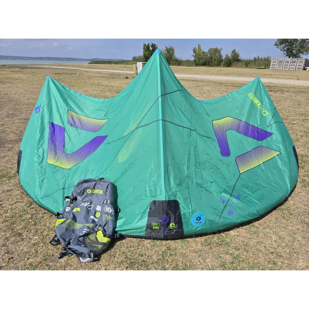 Gebraucht Duotone Evo SLS 2026 Kite 9 m² Green/Purple 01